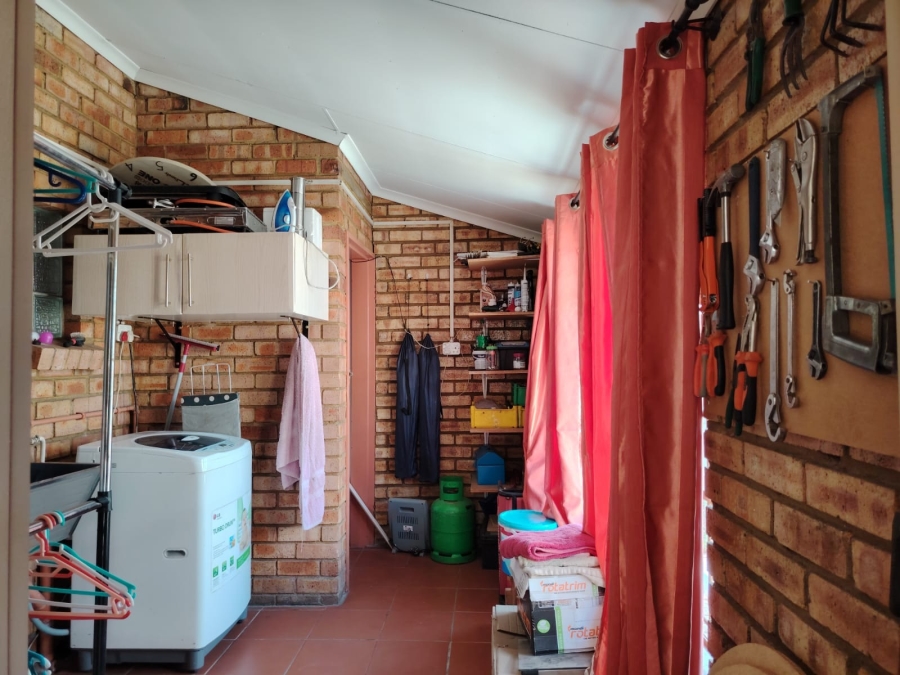 3 Bedroom Property for Sale in Bodorp North West